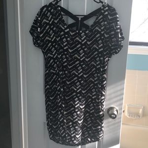 Cute Party Dress with Zipper in Back